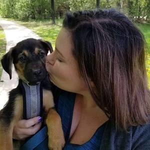 Meet your Posher, Ashley